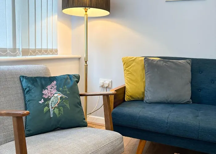 Spacious Apartment City Centre 5 Guests Long Stay