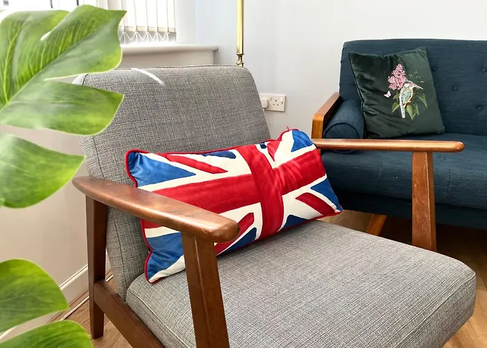 Spacious Apartment City Centre 5 Guests Long Stay